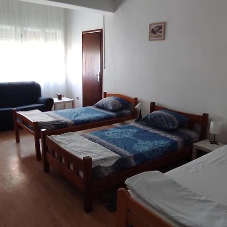Apartmani Banatski Konak Zrenjanin Exterior foto
