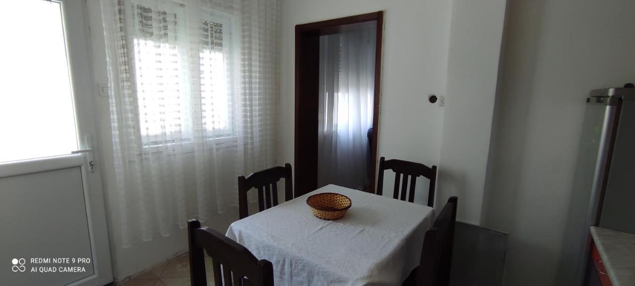Apartmani Banatski Konak Zrenjanin Exterior foto