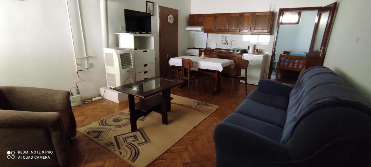 Apartmani Banatski Konak Zrenjanin Exterior foto